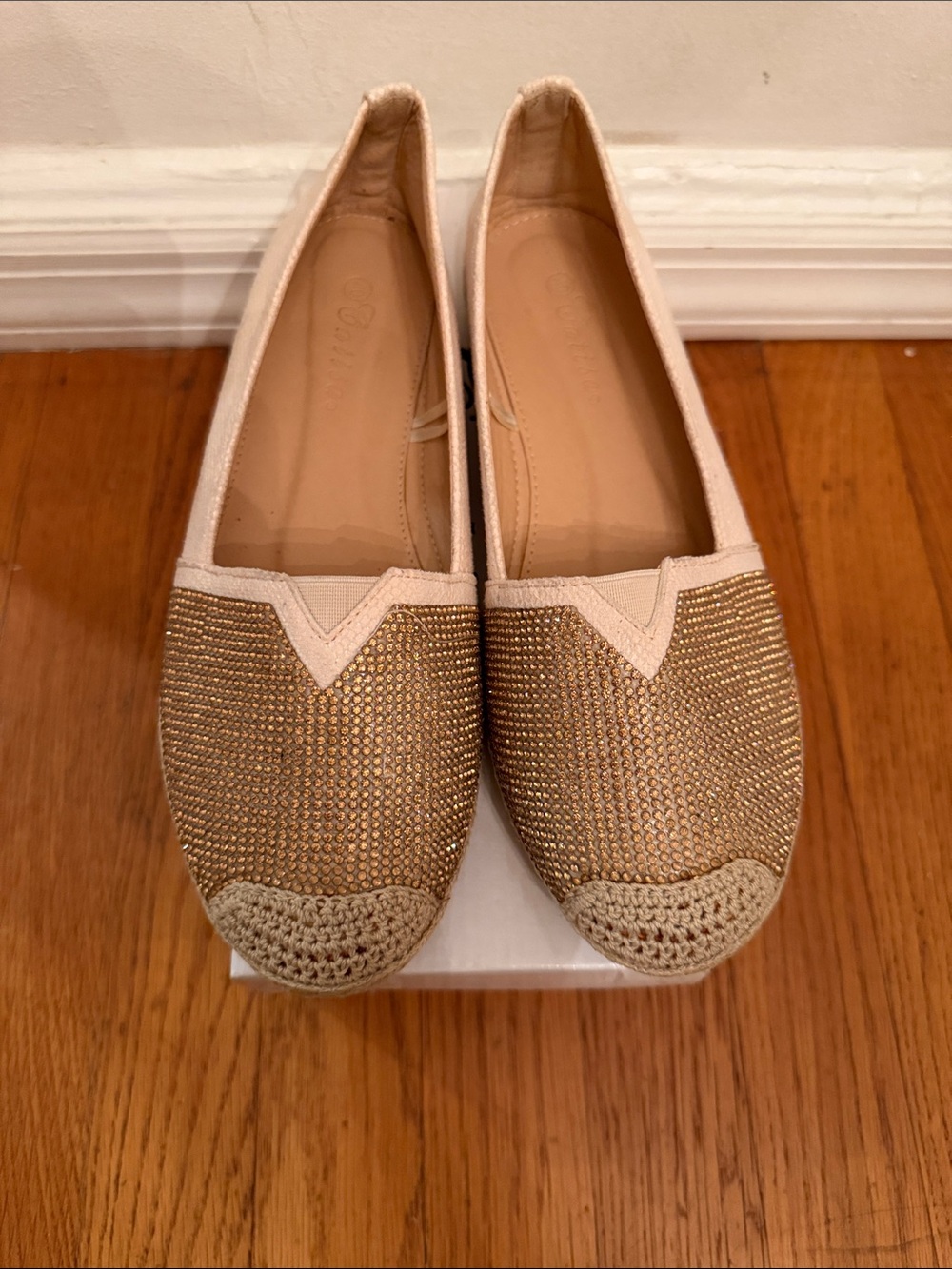 Women’s Sparkle Slip-On Flats in Gold and Cream